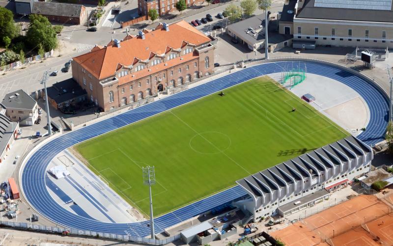 Dobbelt-program på Østerbro Stadion