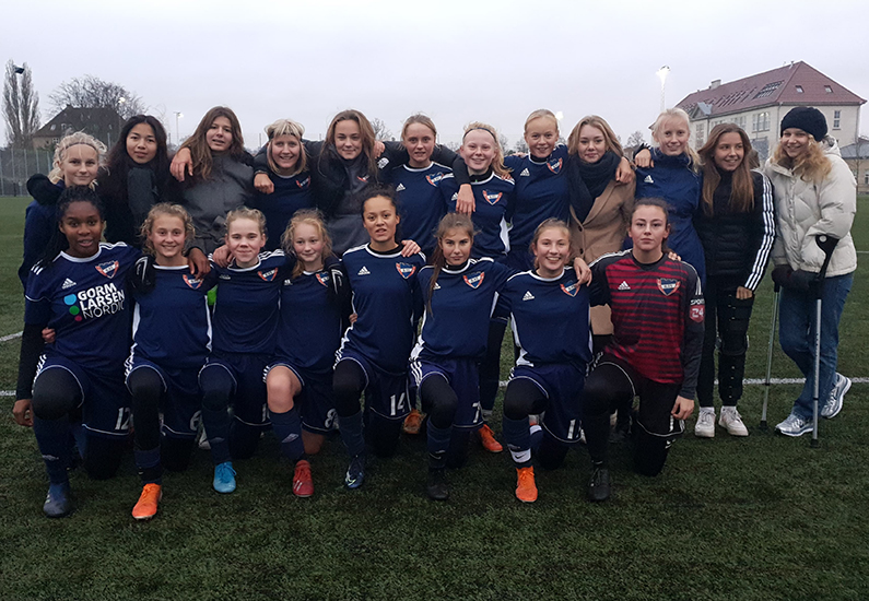 Suveræne U16- & U14-piger